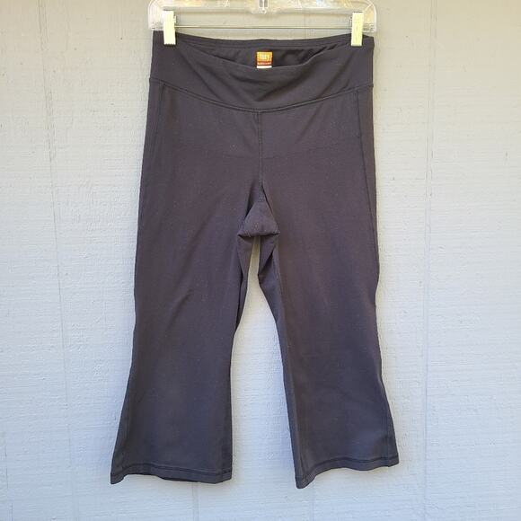 Lucy Size Medium Black Cropped Workout Pants - Picture 1 of 14